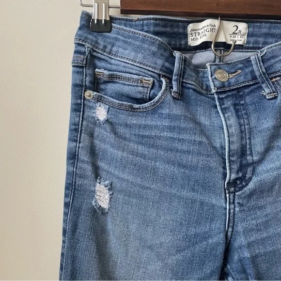 Abercrombie & Fitch Straight Leg Mid-rise Jeans - Picture 4 of 7